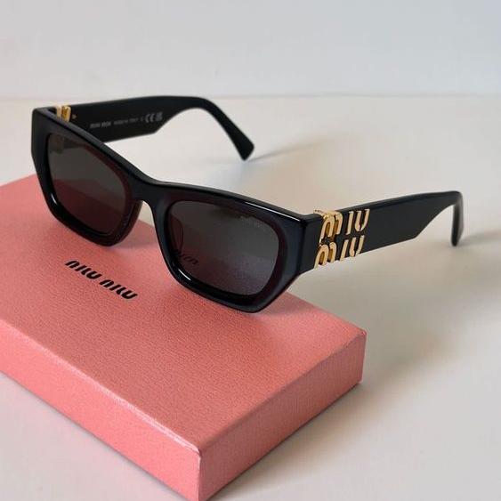 Miu miu Glimpse Sunglasses