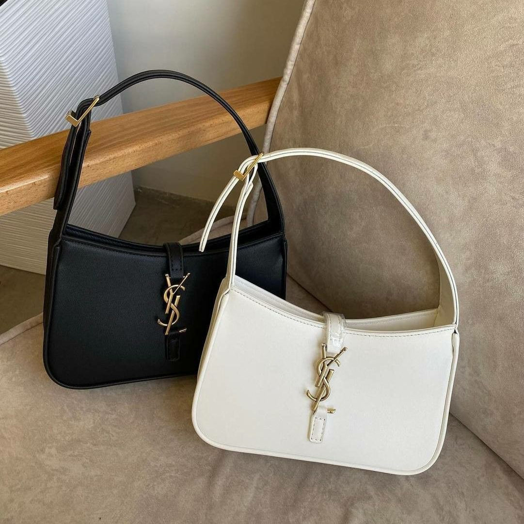 Le 5 à 7 Saint Laurent